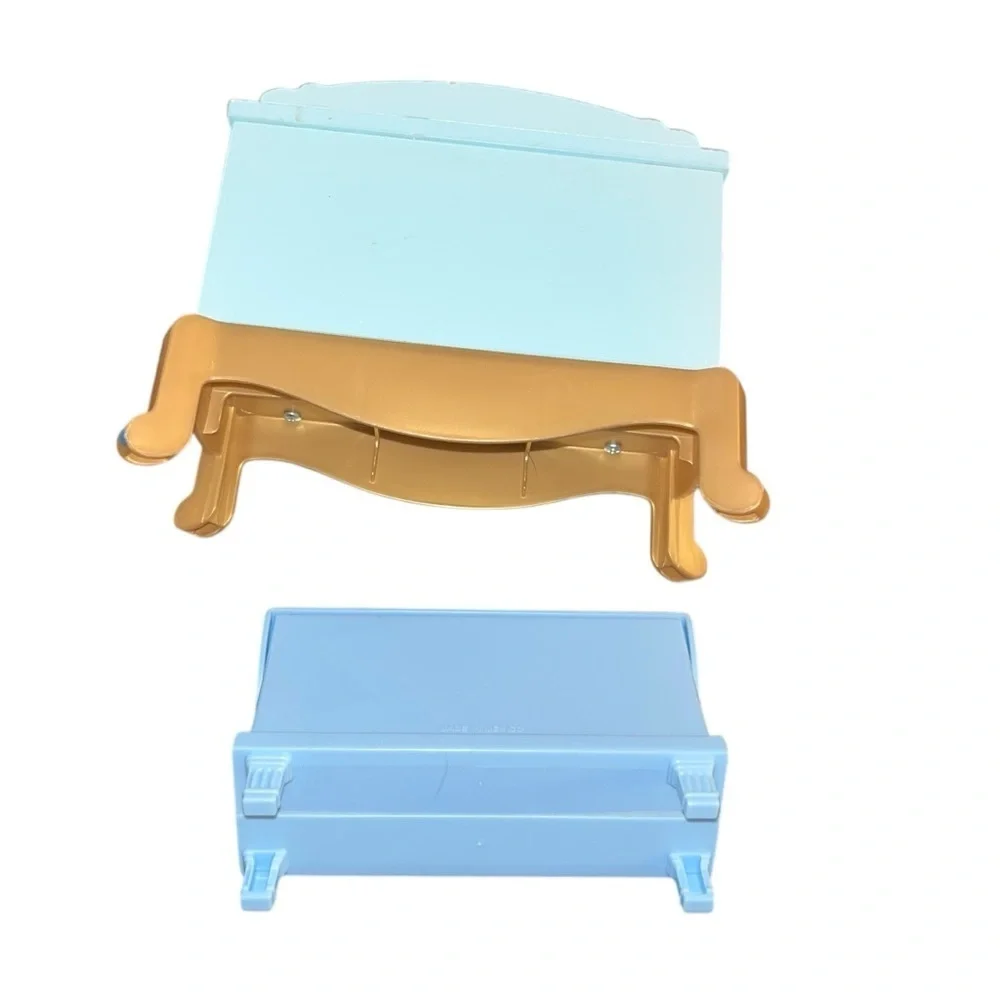 Blue plastic dollhouse furniture lot oven stove couch sofa